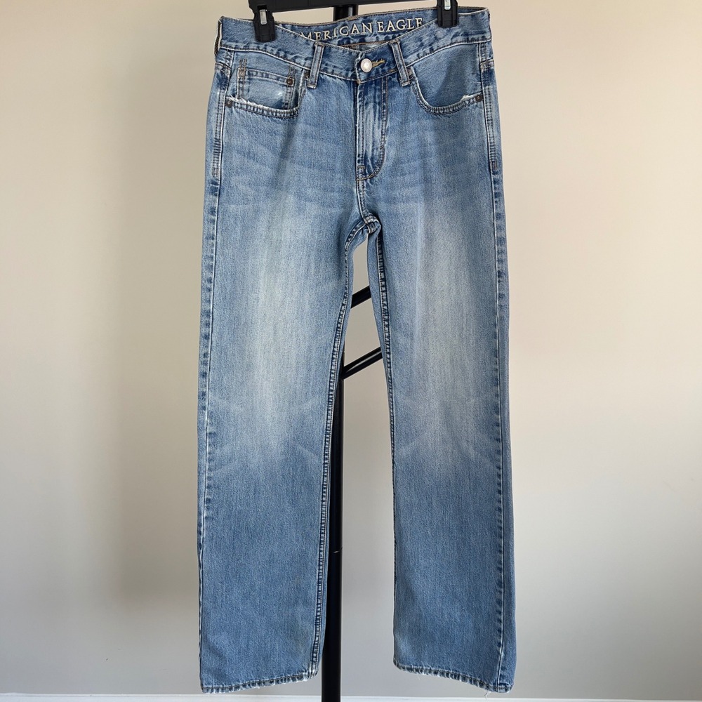 American Eagle Mens Low Rise Boot Jeans Light Wash Blue 30x34 Distressed 90s Y2K